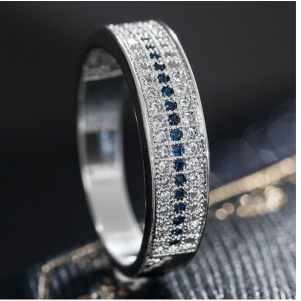 New 925 Sterling silver blue stone Ring